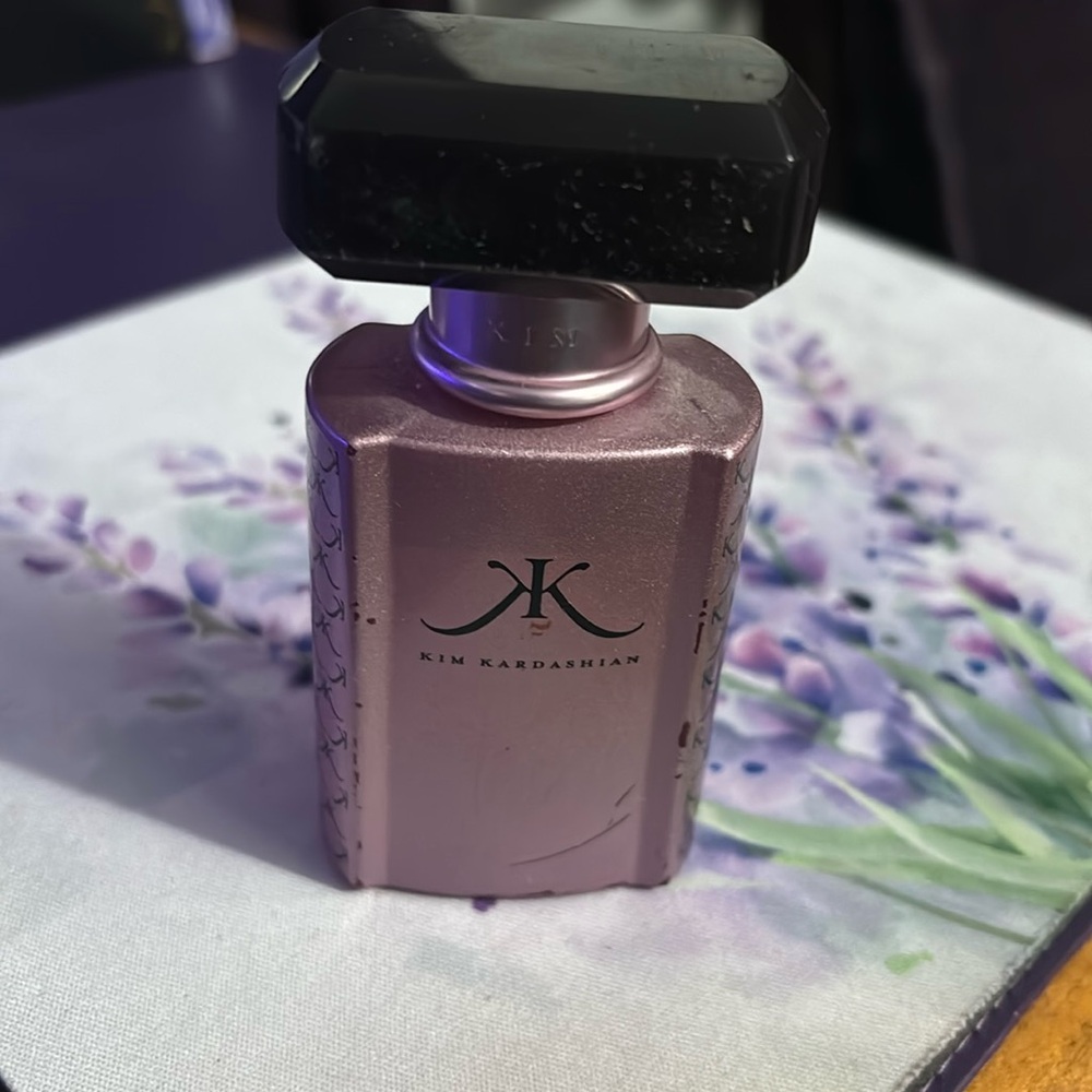 Kim Kardashian Perfum